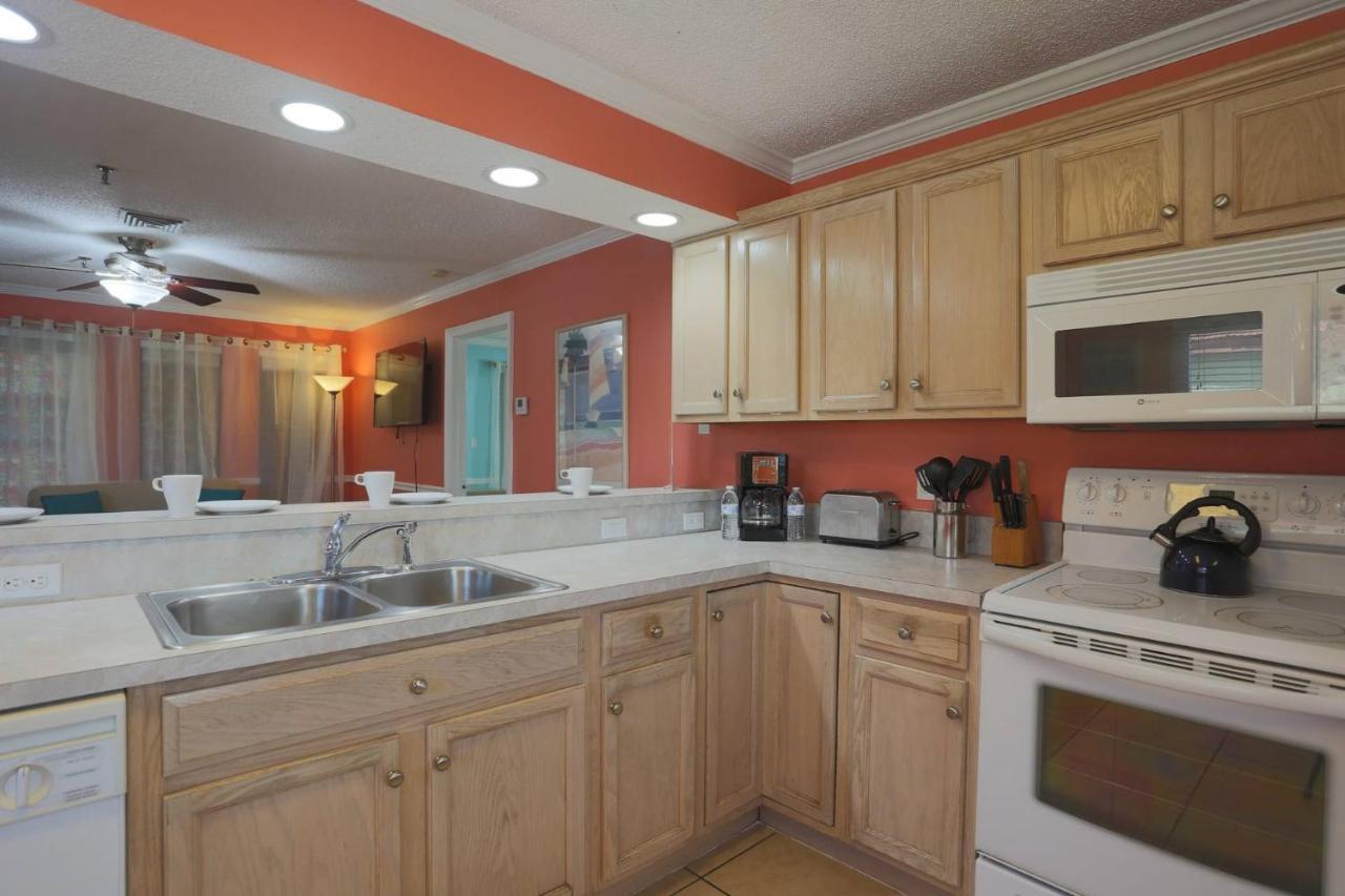 100 - Las Brisas St. Pete Beach Extérieur photo
