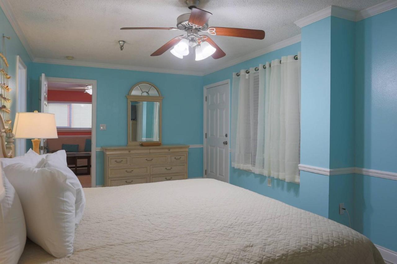 100 - Las Brisas St. Pete Beach Extérieur photo
